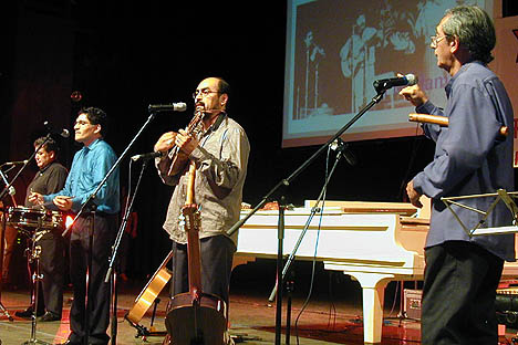 El histórico grupo Tiemponuevo vuelve a Chile para su última gira